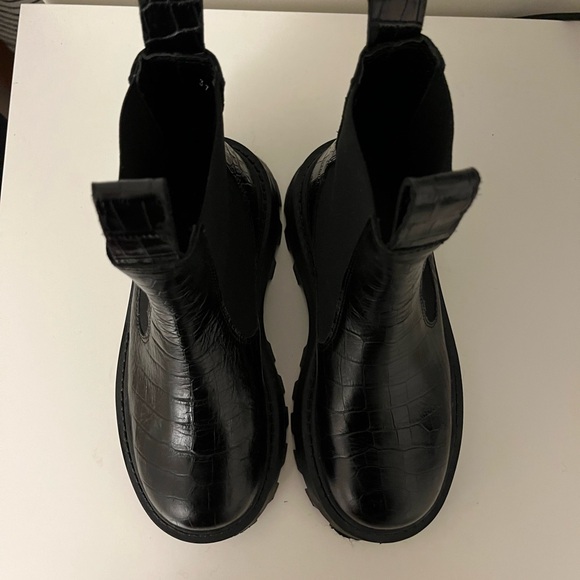 Simon Miller Leather Chelsea Boots - Picture 9 of 12